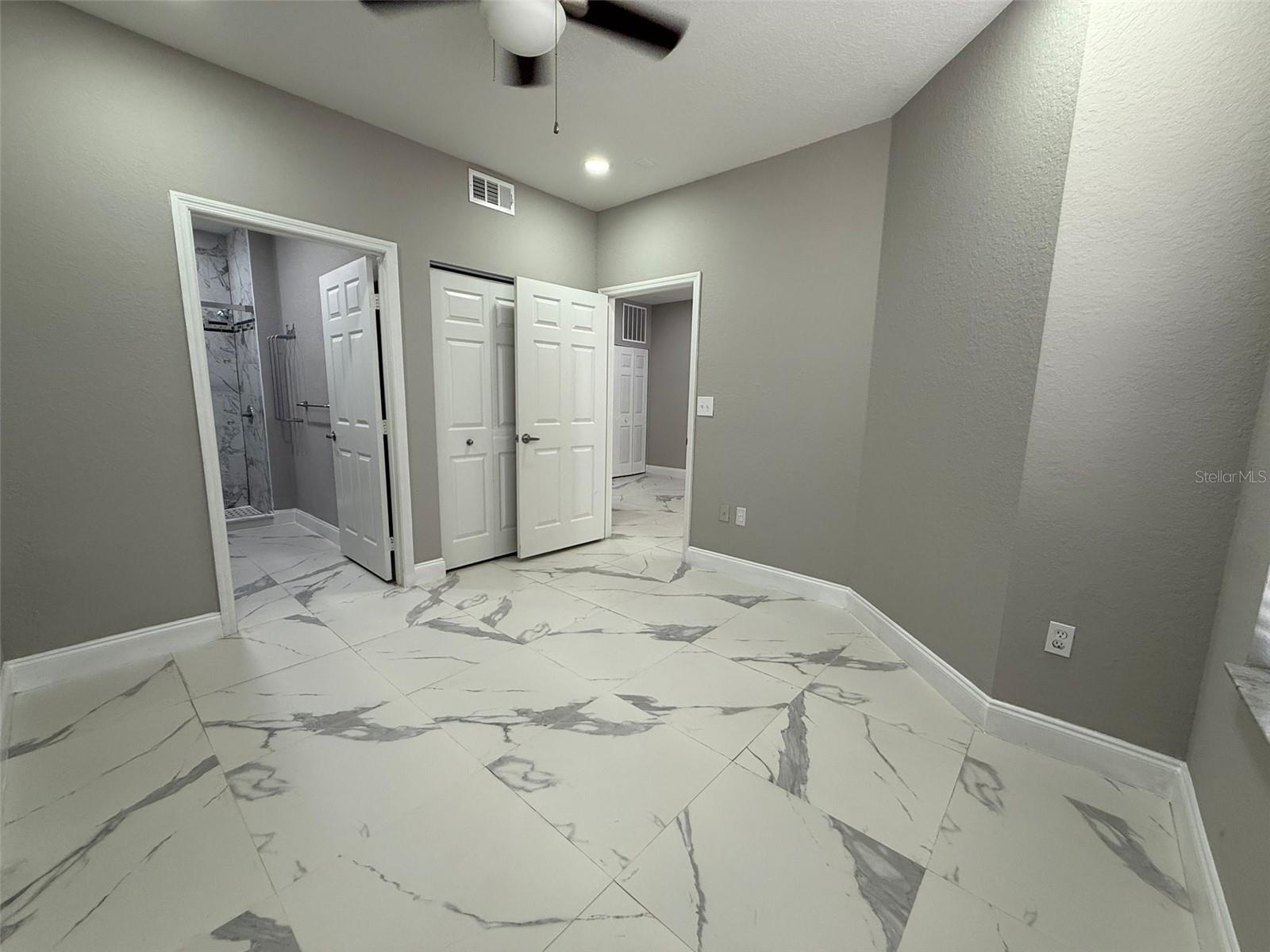 9258 LAKE CHASE ISLAND WAY, TAMPA, FL, 33626