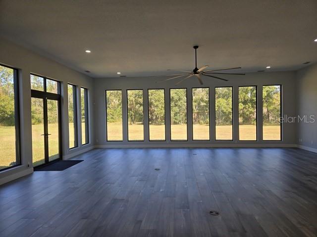 2518 SUNSET LN, LUTZ, FL, 33559