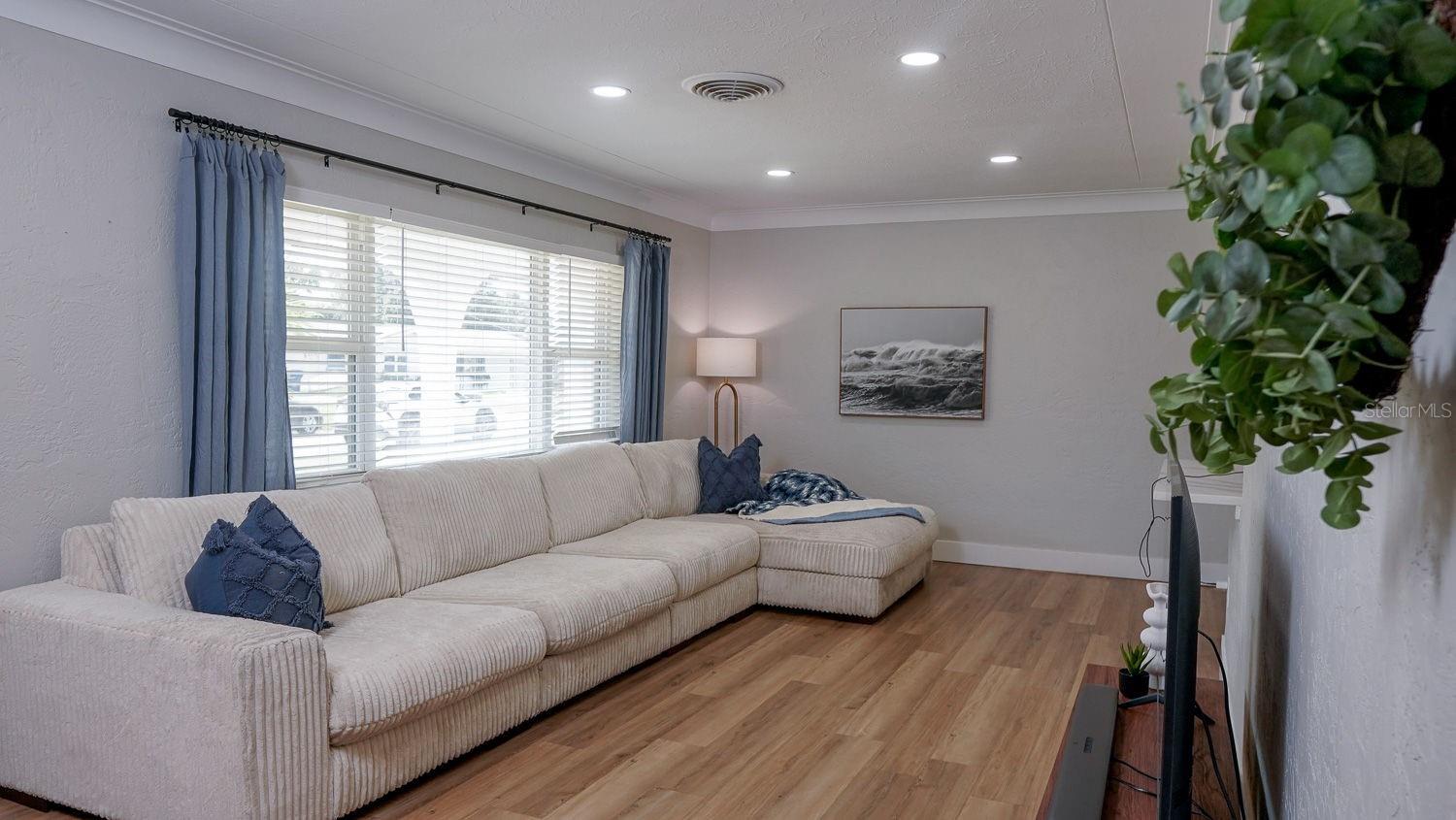 2363 68TH AVE S, ST PETERSBURG, FL, 33712