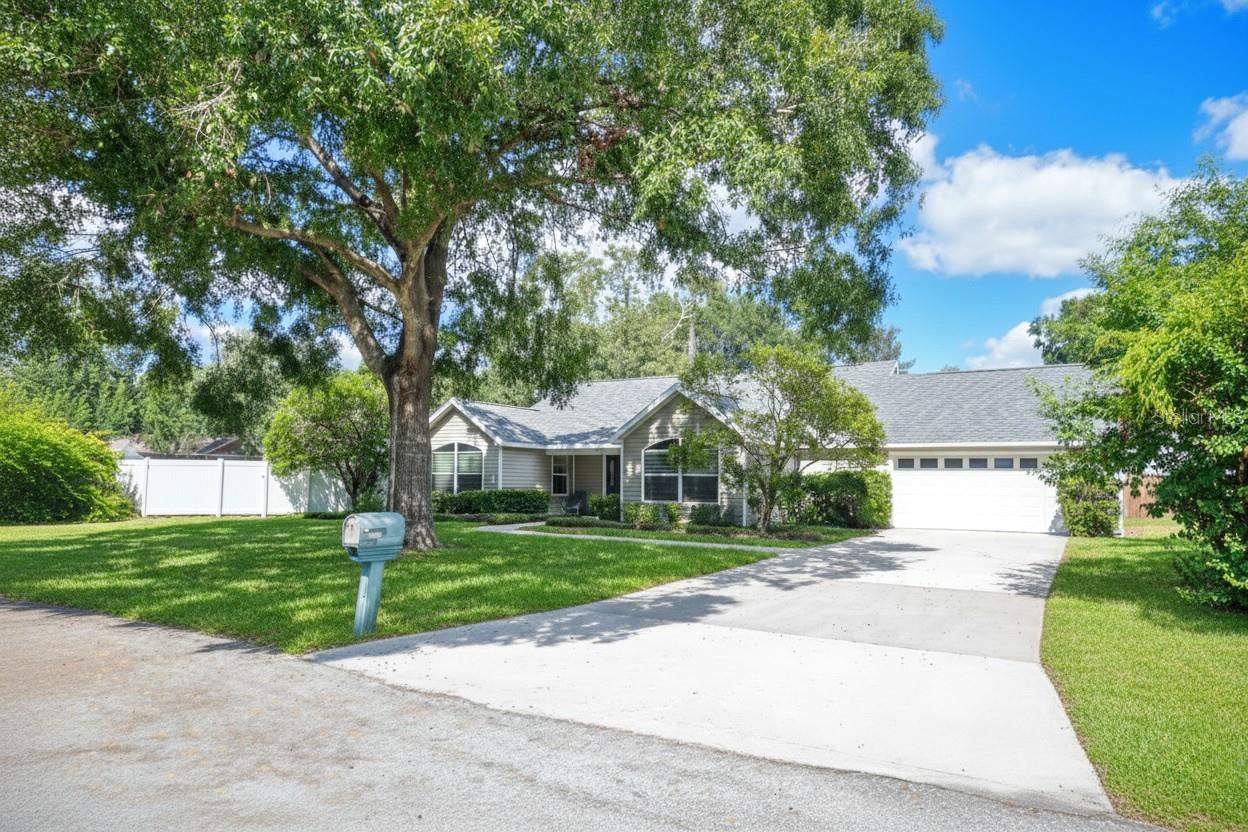 2201 HOWARD LN, TAMPA, FL, 33612