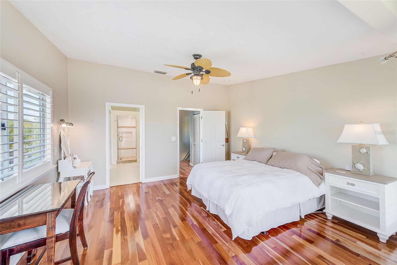 205 MARCDALE BLVD, INDIAN ROCKS BEACH, FL, 33785