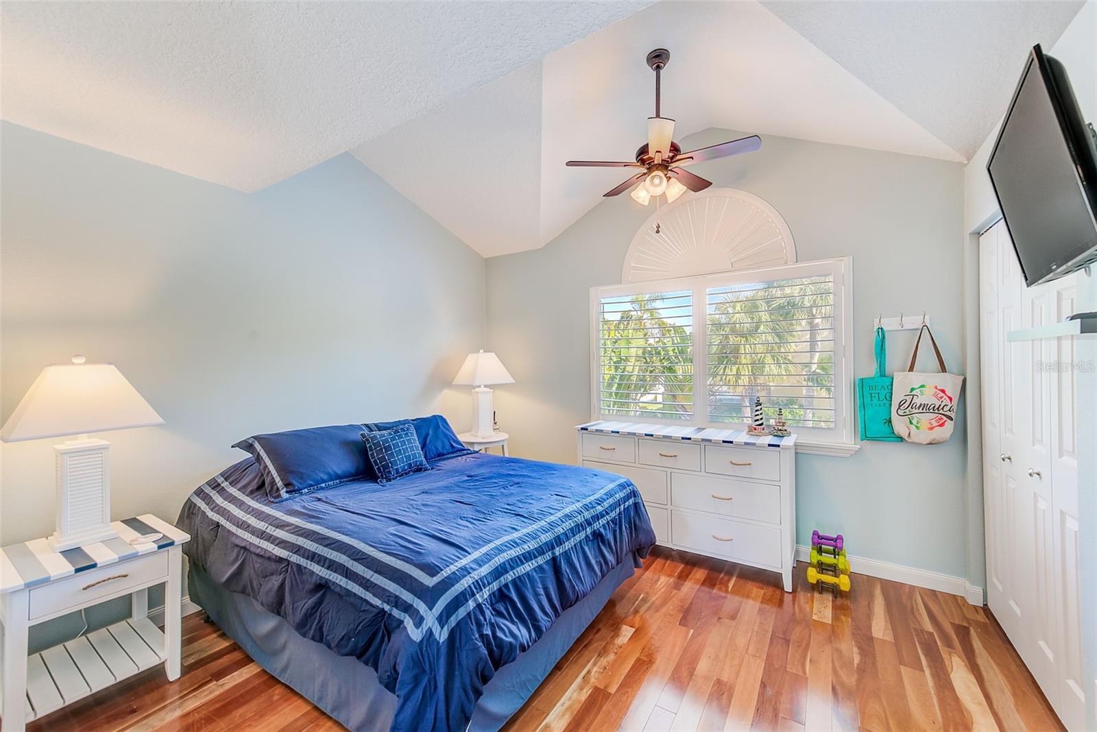 205 MARCDALE BLVD, INDIAN ROCKS BEACH, FL, 33785