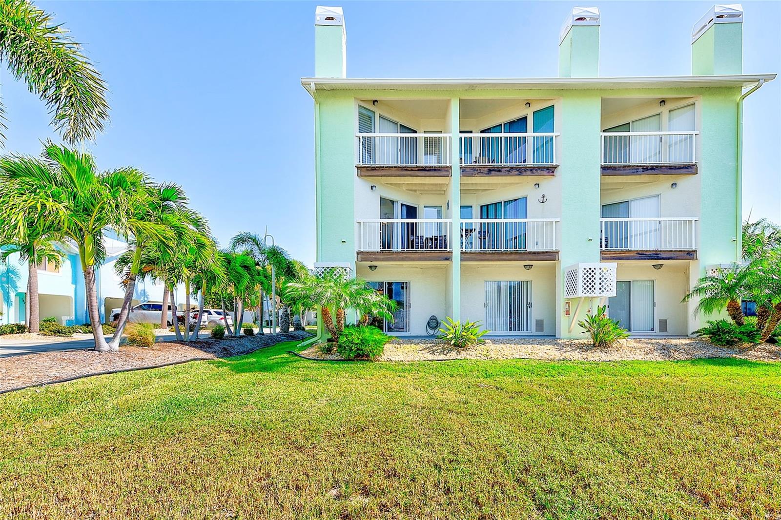 205 MARCDALE BLVD, INDIAN ROCKS BEACH, FL, 33785