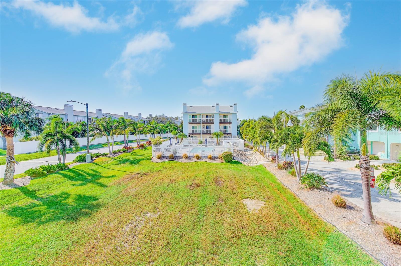 205 MARCDALE BLVD, INDIAN ROCKS BEACH, FL, 33785