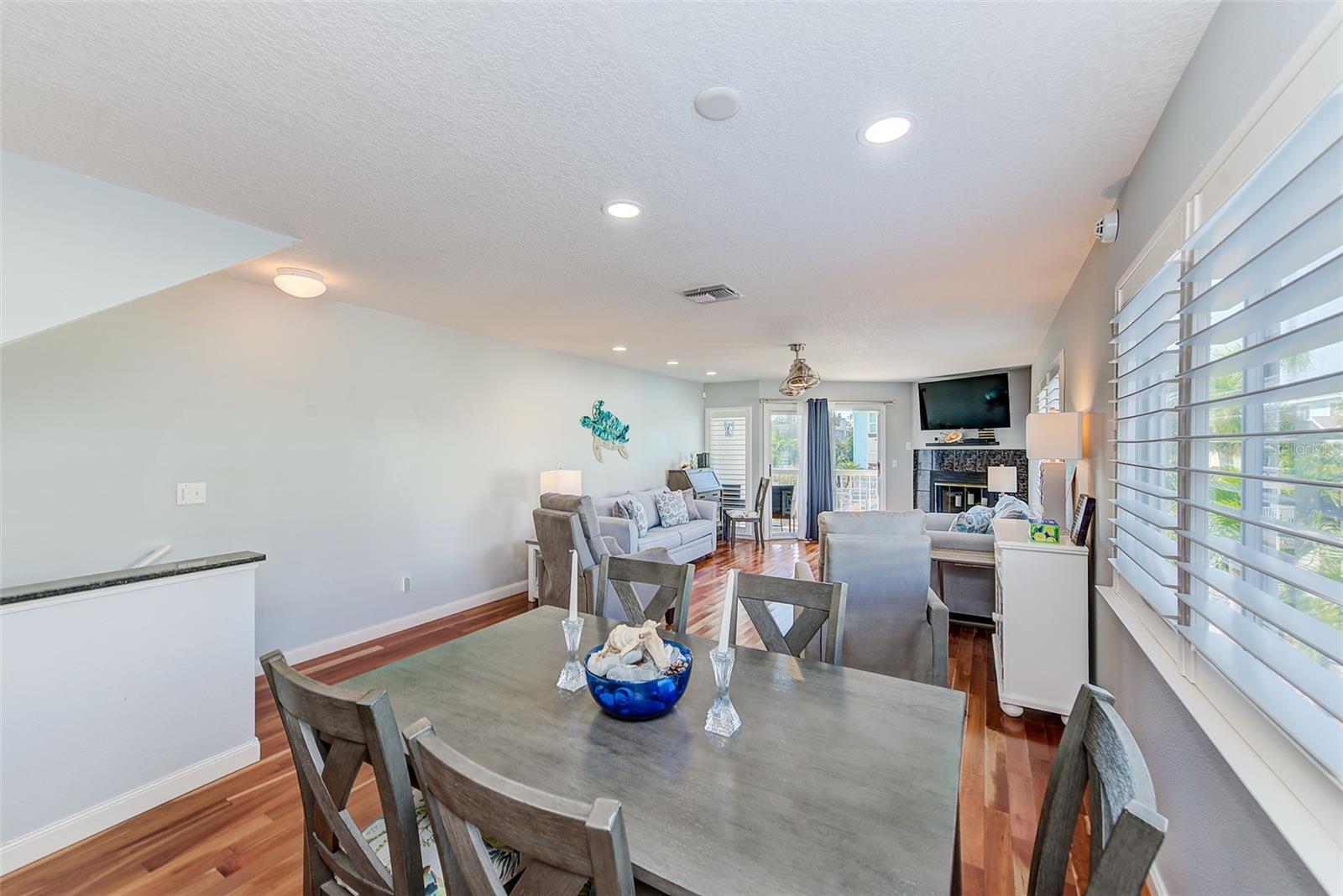 205 MARCDALE BLVD, INDIAN ROCKS BEACH, FL, 33785