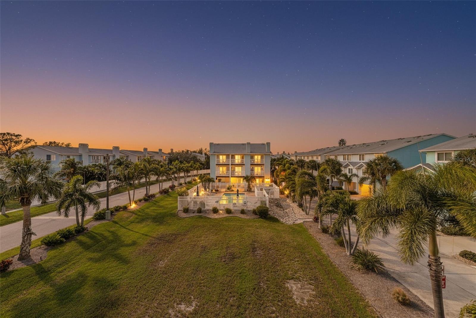 205 MARCDALE BLVD, INDIAN ROCKS BEACH, FL, 33785