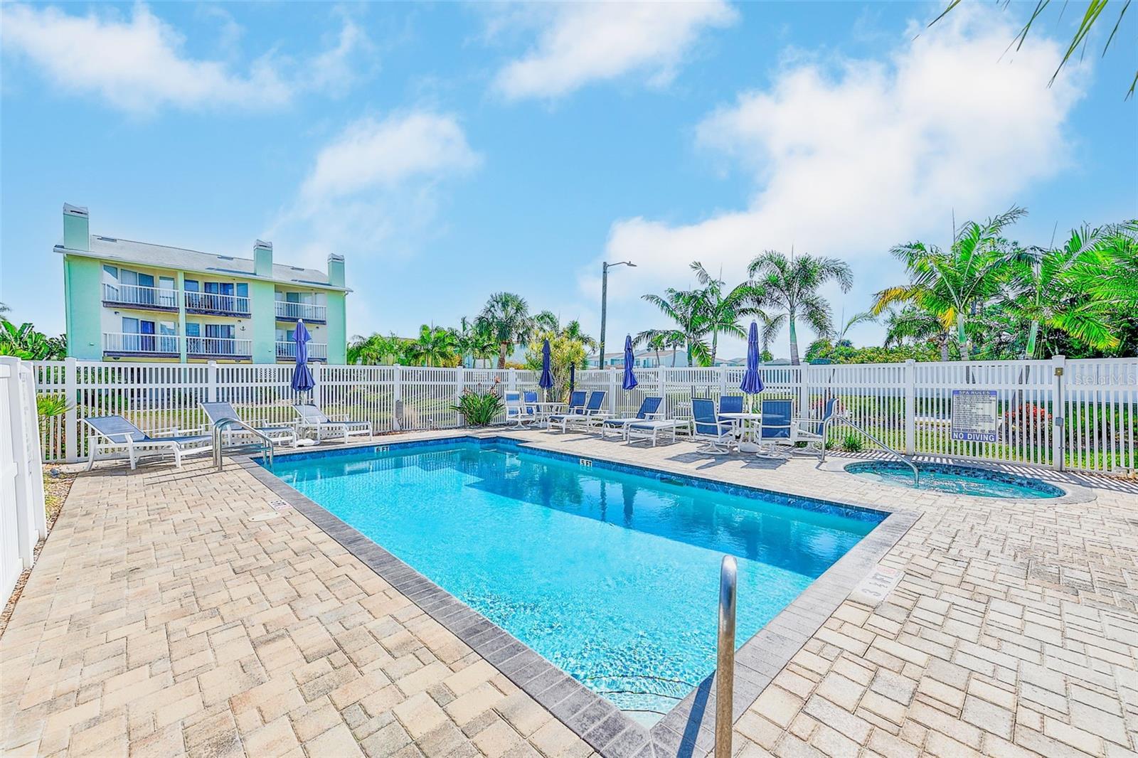 205 MARCDALE BLVD, INDIAN ROCKS BEACH, FL, 33785