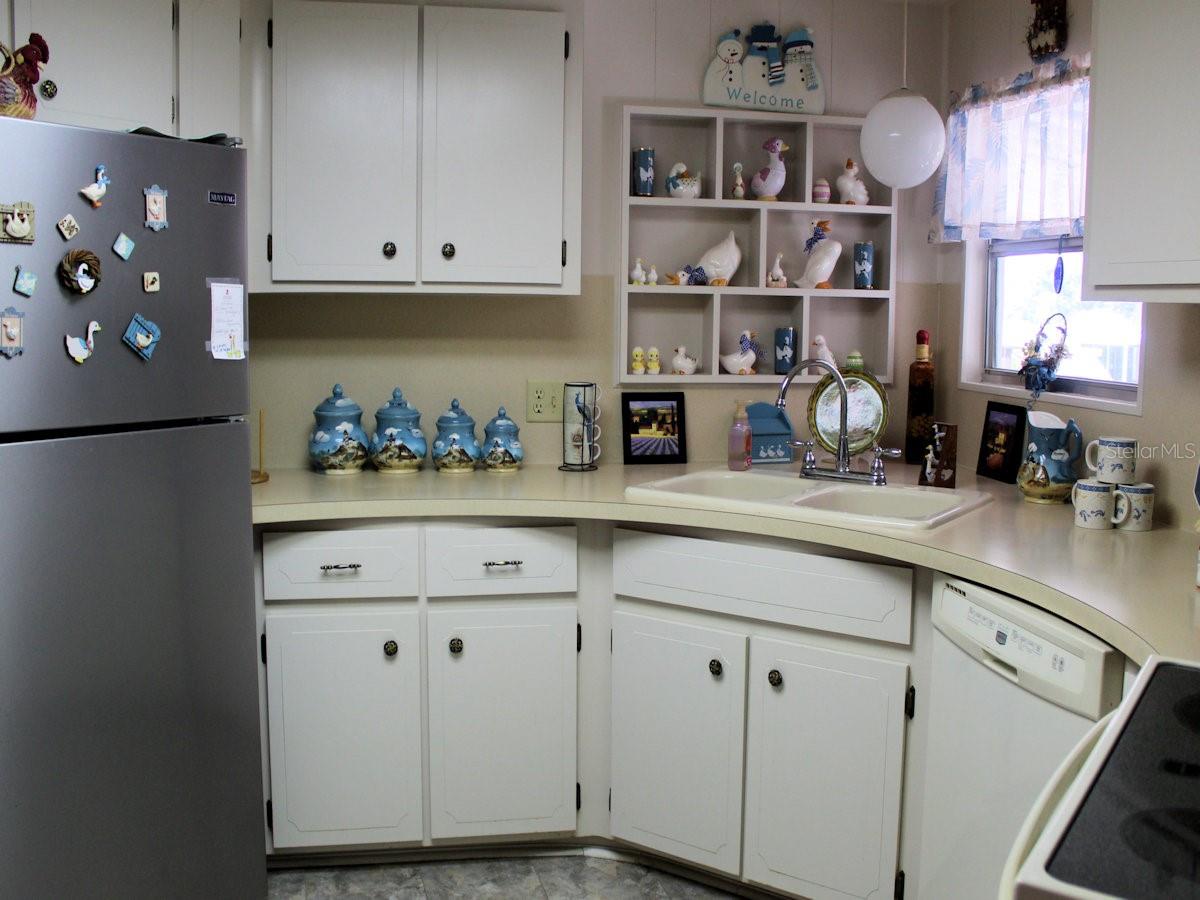 TB8449198 Property Photo