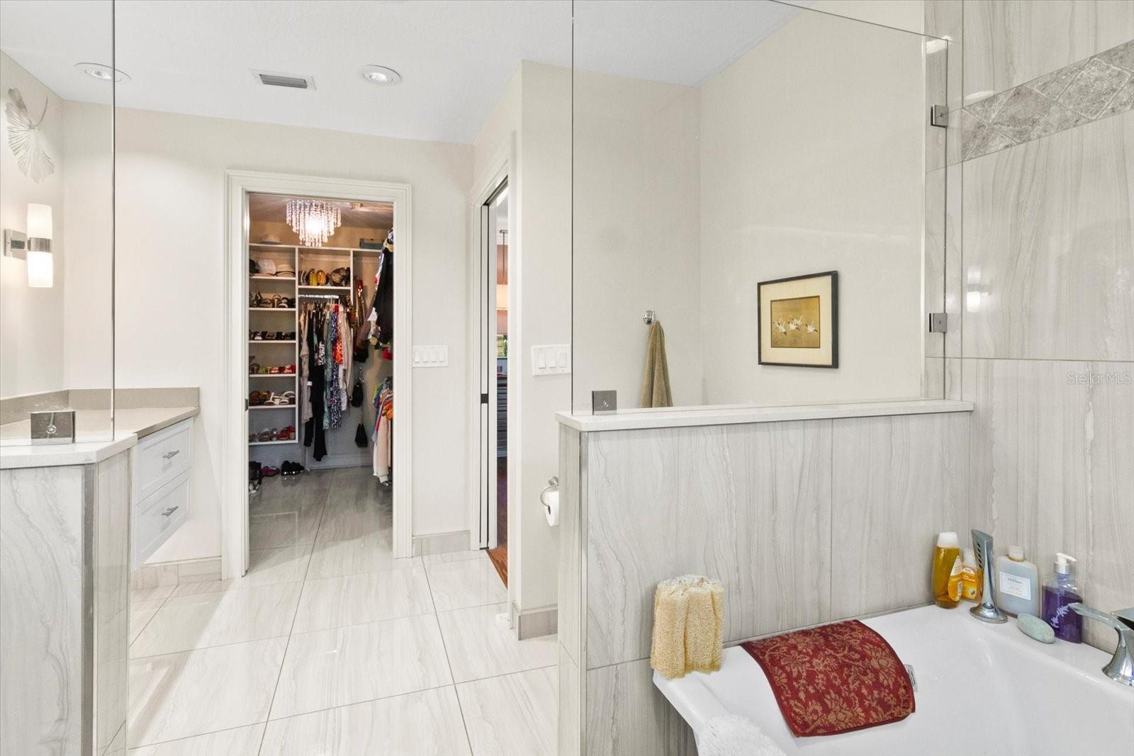 A4672485 Property Photo