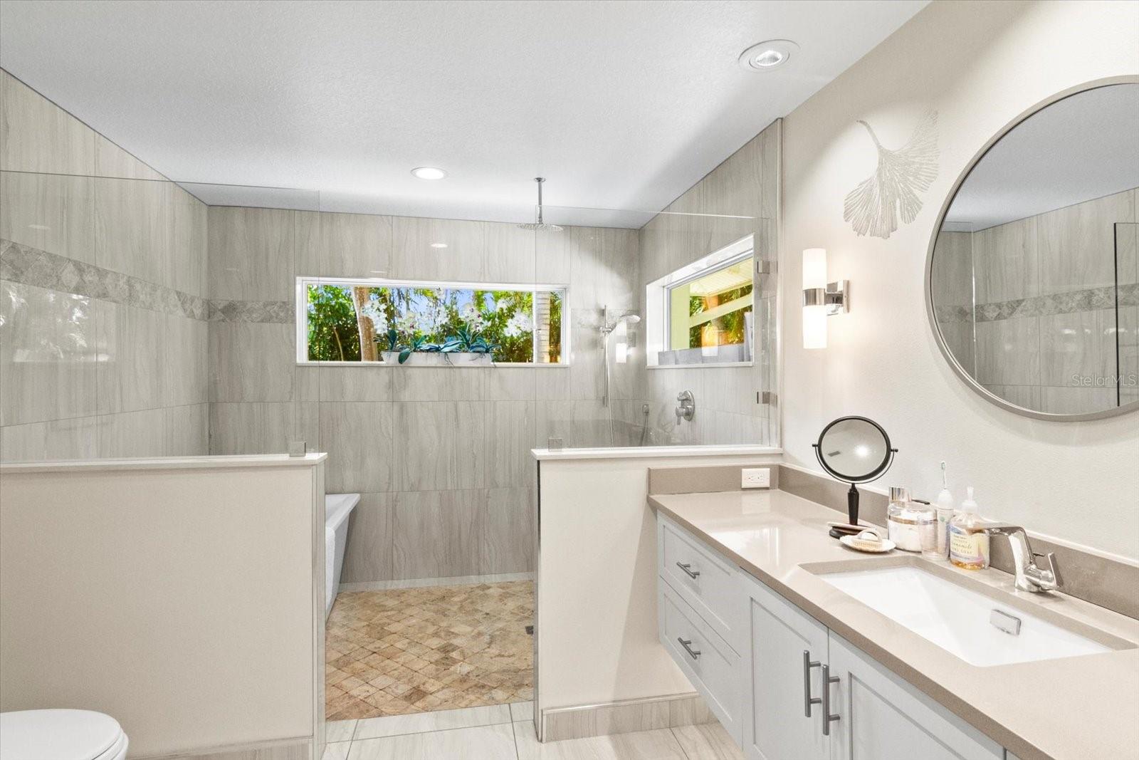 A4672485 Property Photo