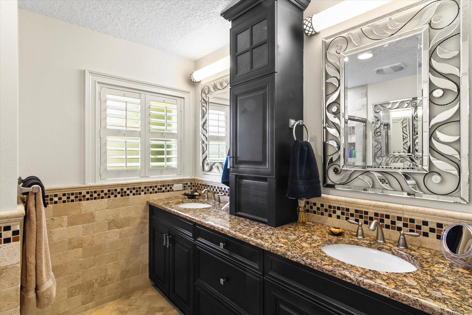 A4672485 Property Photo