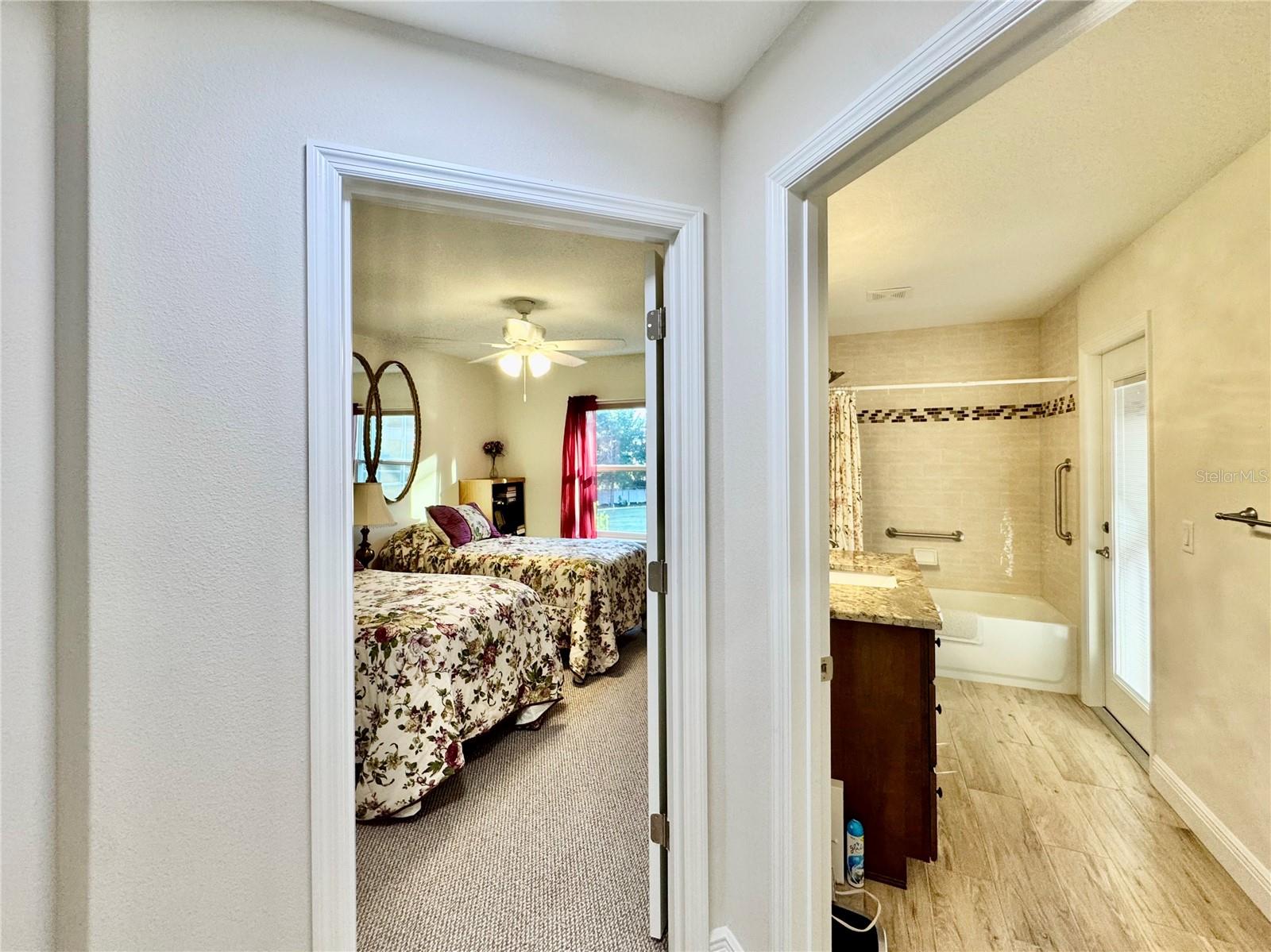 TB8449218 Property Photo