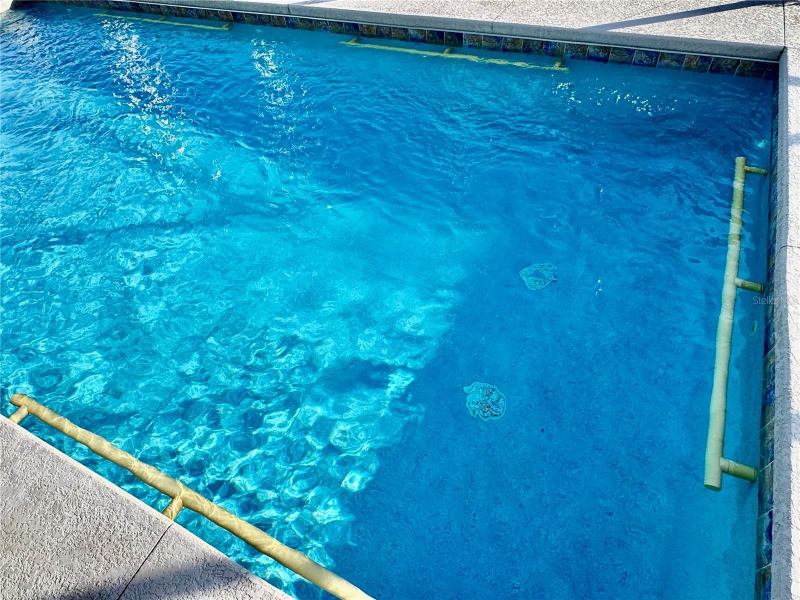 TB8449218 Property Photo