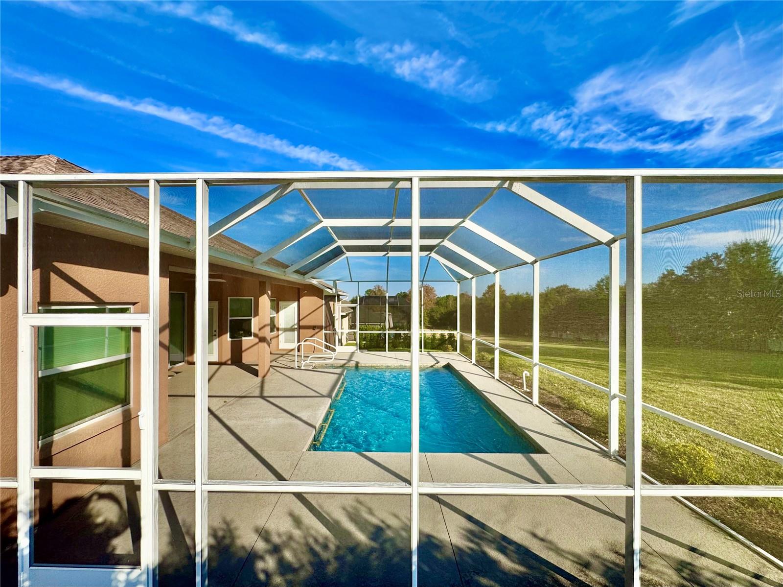 TB8449218 Property Photo