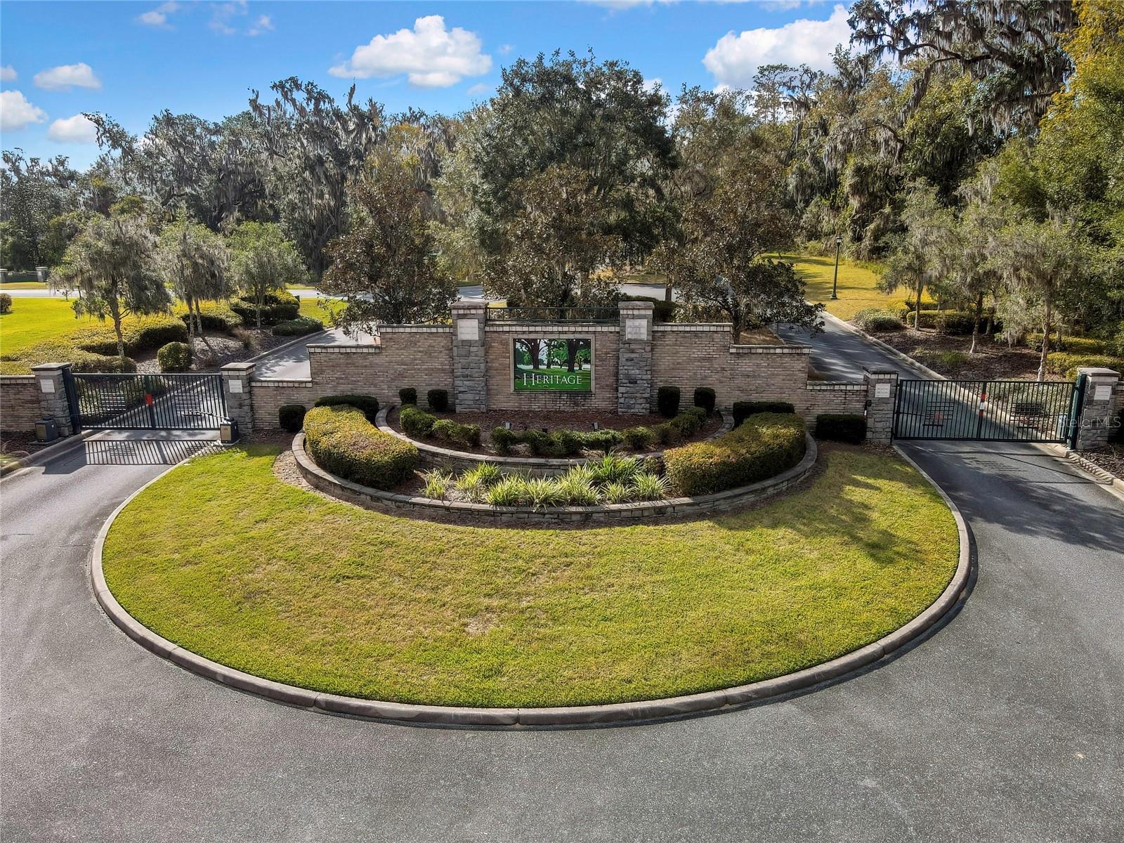 TB8449218 Property Photo