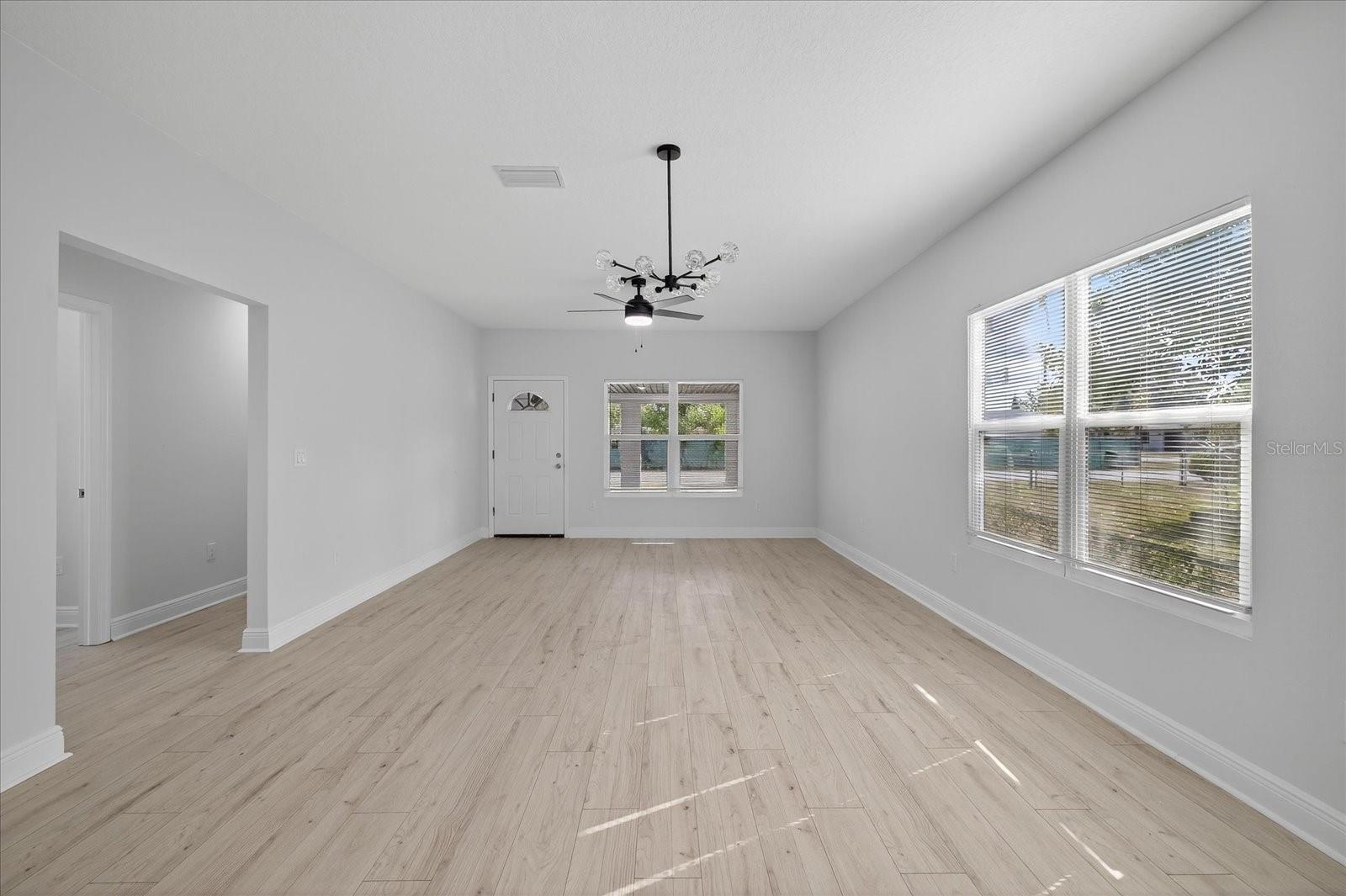 1305 N BURTON ST, PLANT CITY, FL, 33563