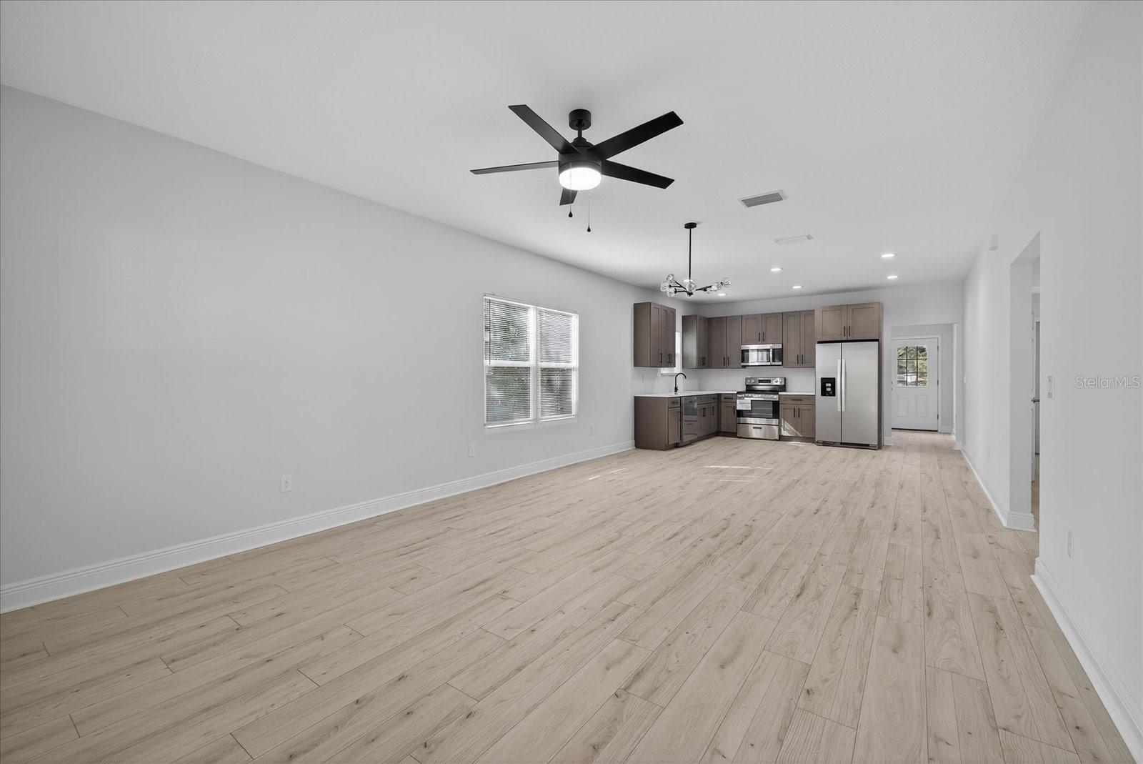 1305 N BURTON ST, PLANT CITY, FL, 33563