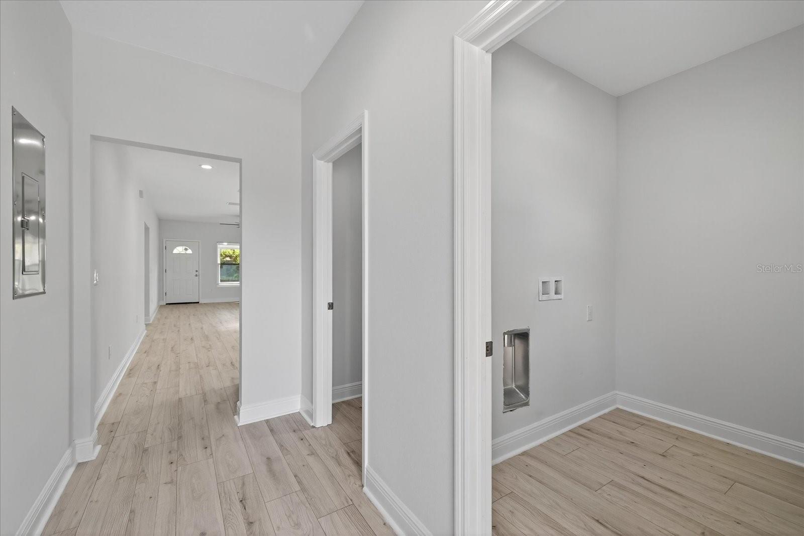 1305 N BURTON ST, PLANT CITY, FL, 33563