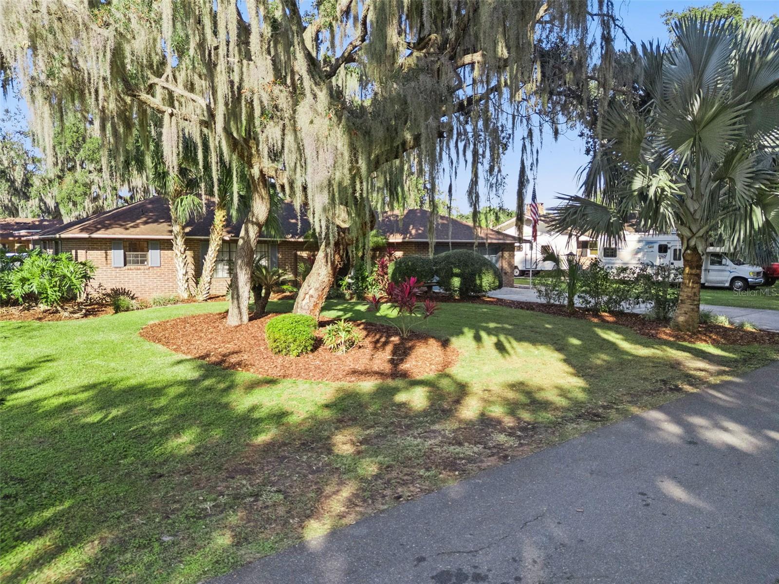 5545 OAK LN, FRUITLAND PARK, FL, 34731