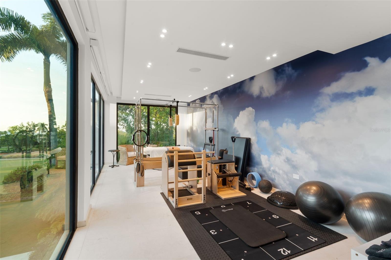 PR9117447 Property Photo