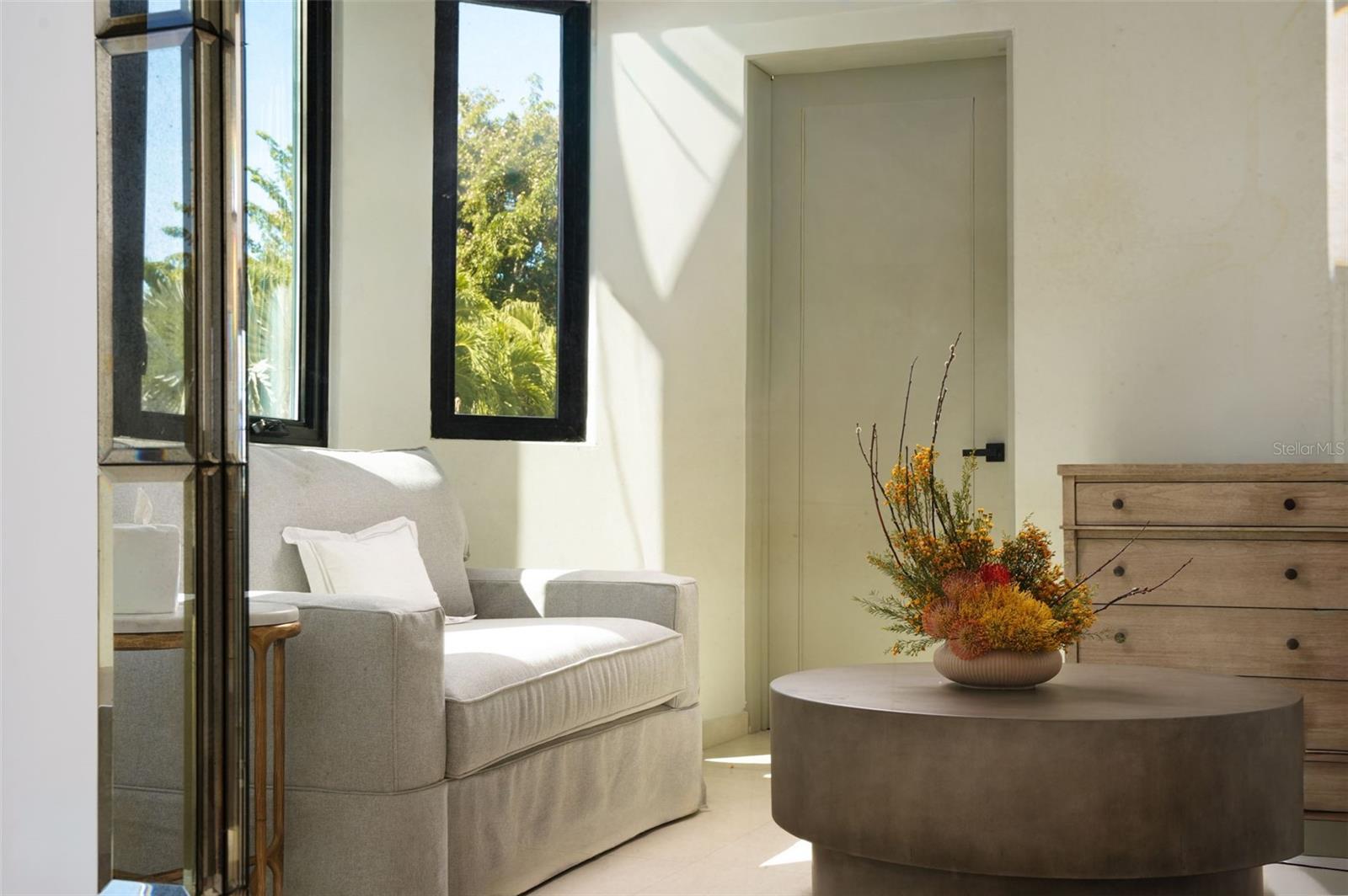 PR9117447 Property Photo