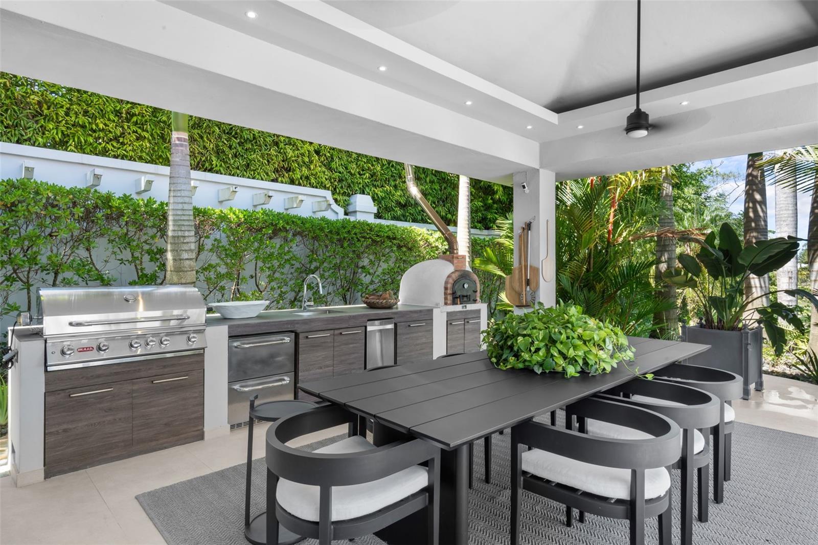 PR9117447 Property Photo