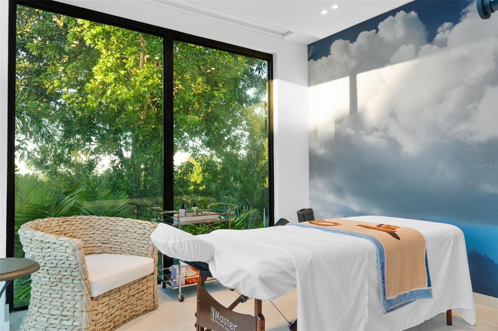 PR9117447 Property Photo