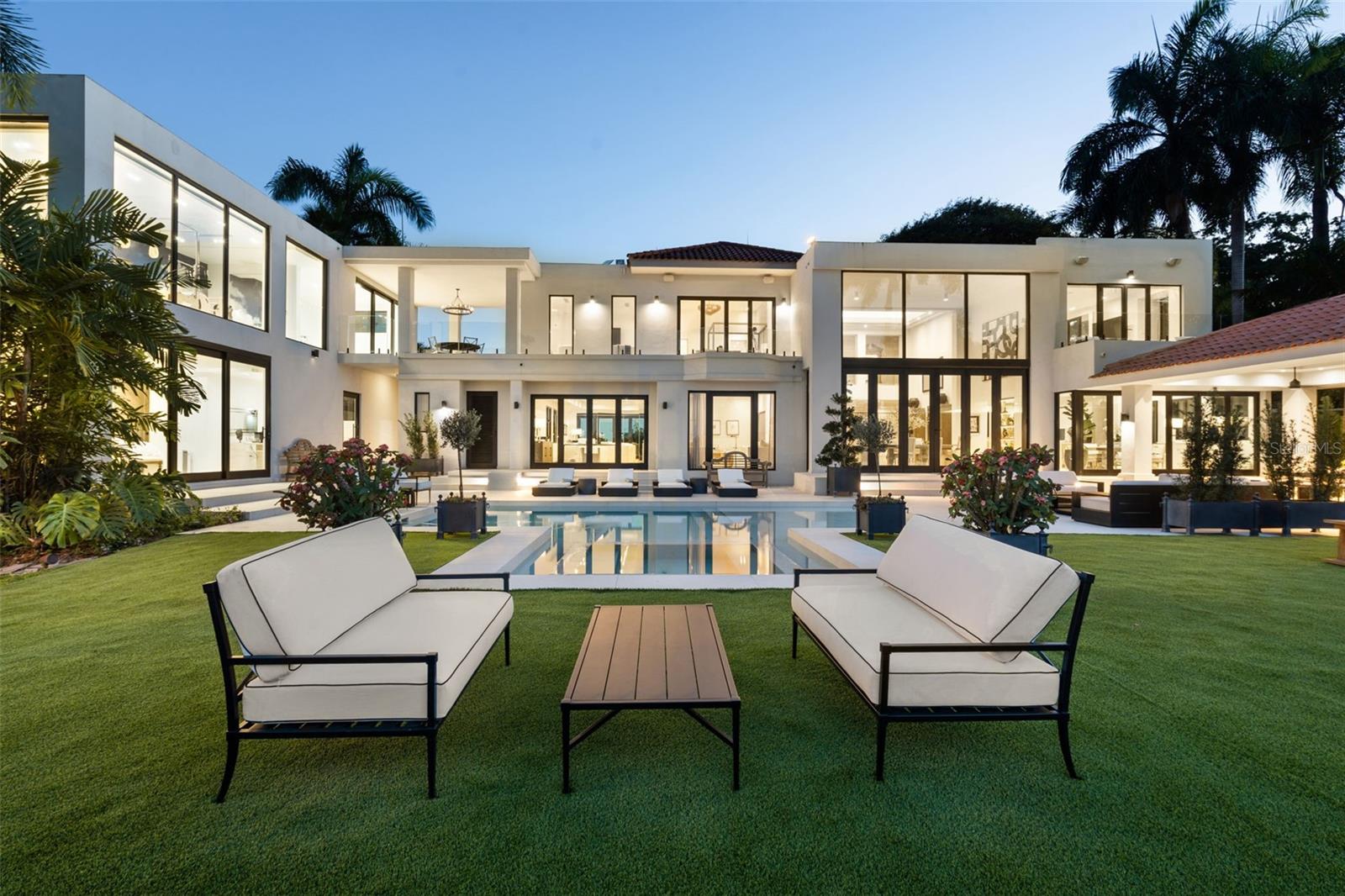 PR9117447 Property Photo