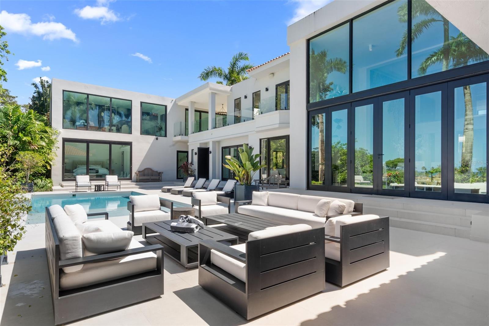 PR9117447 Property Photo