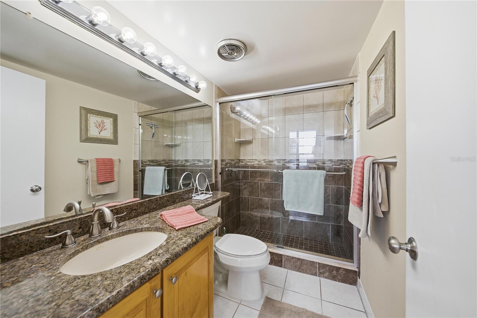 17580 GULF BLVD #302, REDINGTON SHORES, FL, 33708
