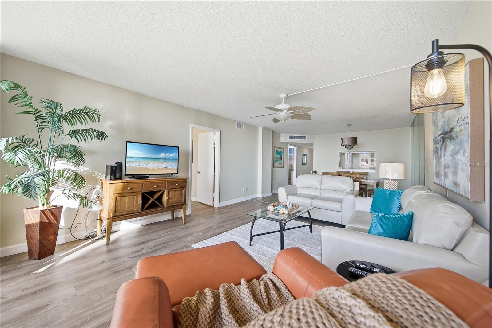 17580 GULF BLVD #302, REDINGTON SHORES, FL, 33708