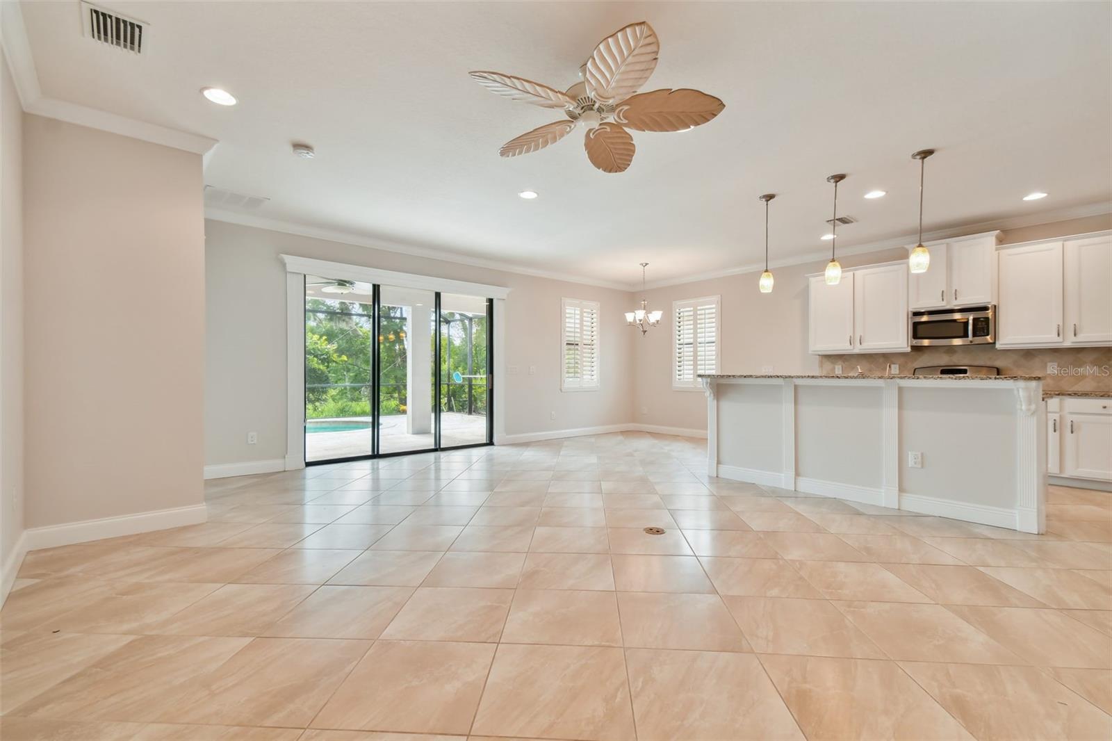 8112 36TH ST E, SARASOTA, FL, 34243