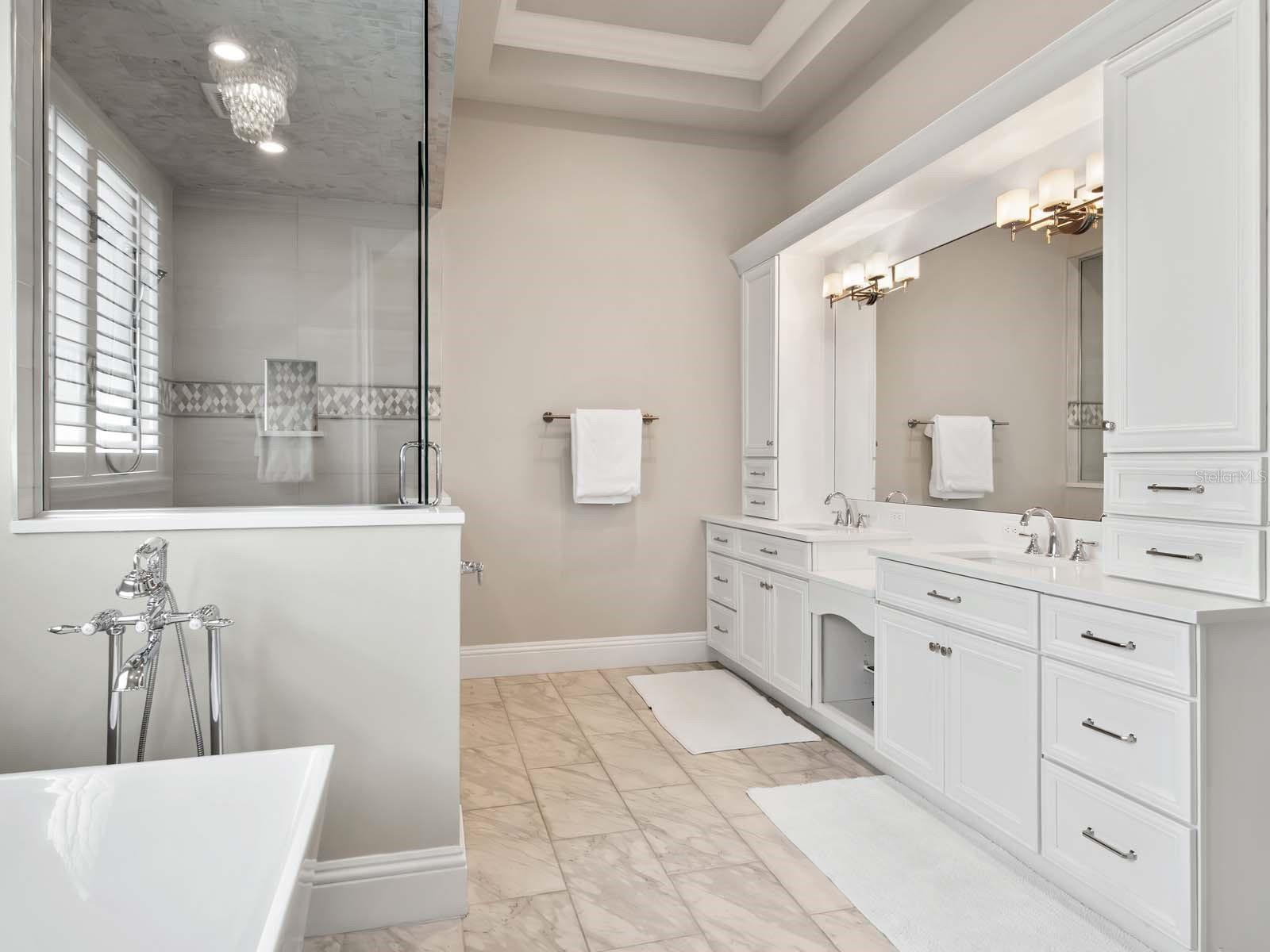 O6361544 Property Photo