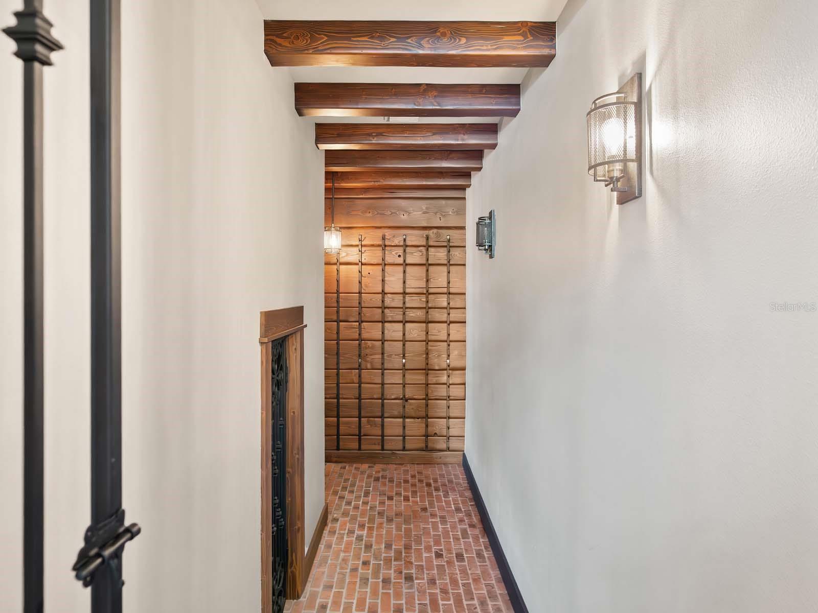 O6361544 Property Photo