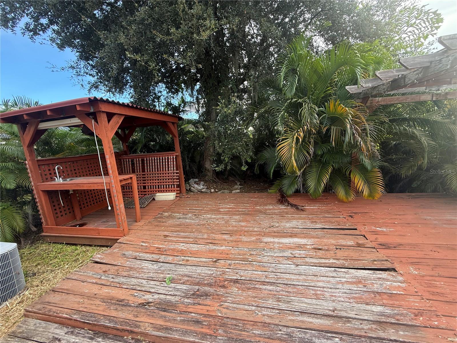 8429 HUNTERS FORK LOOP, RUSKIN, FL, 33573