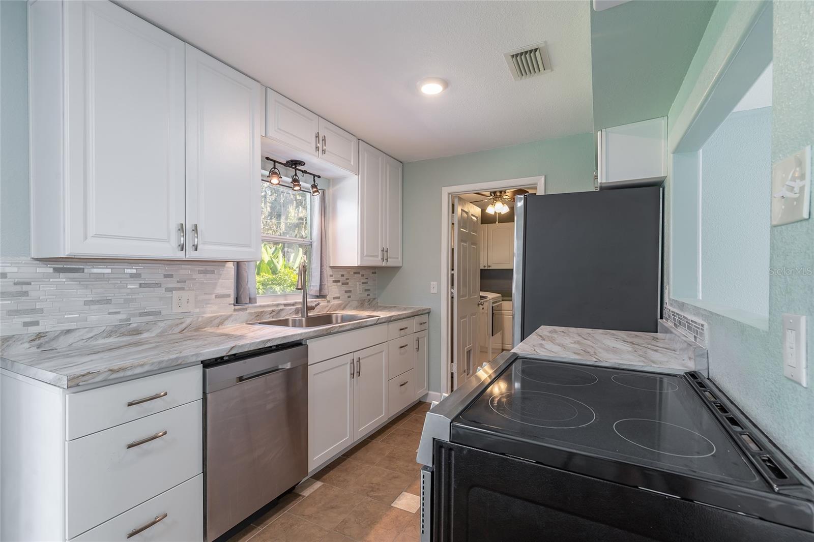 1719 UMBRELLA TREE DR, EDGEWATER, FL, 32132