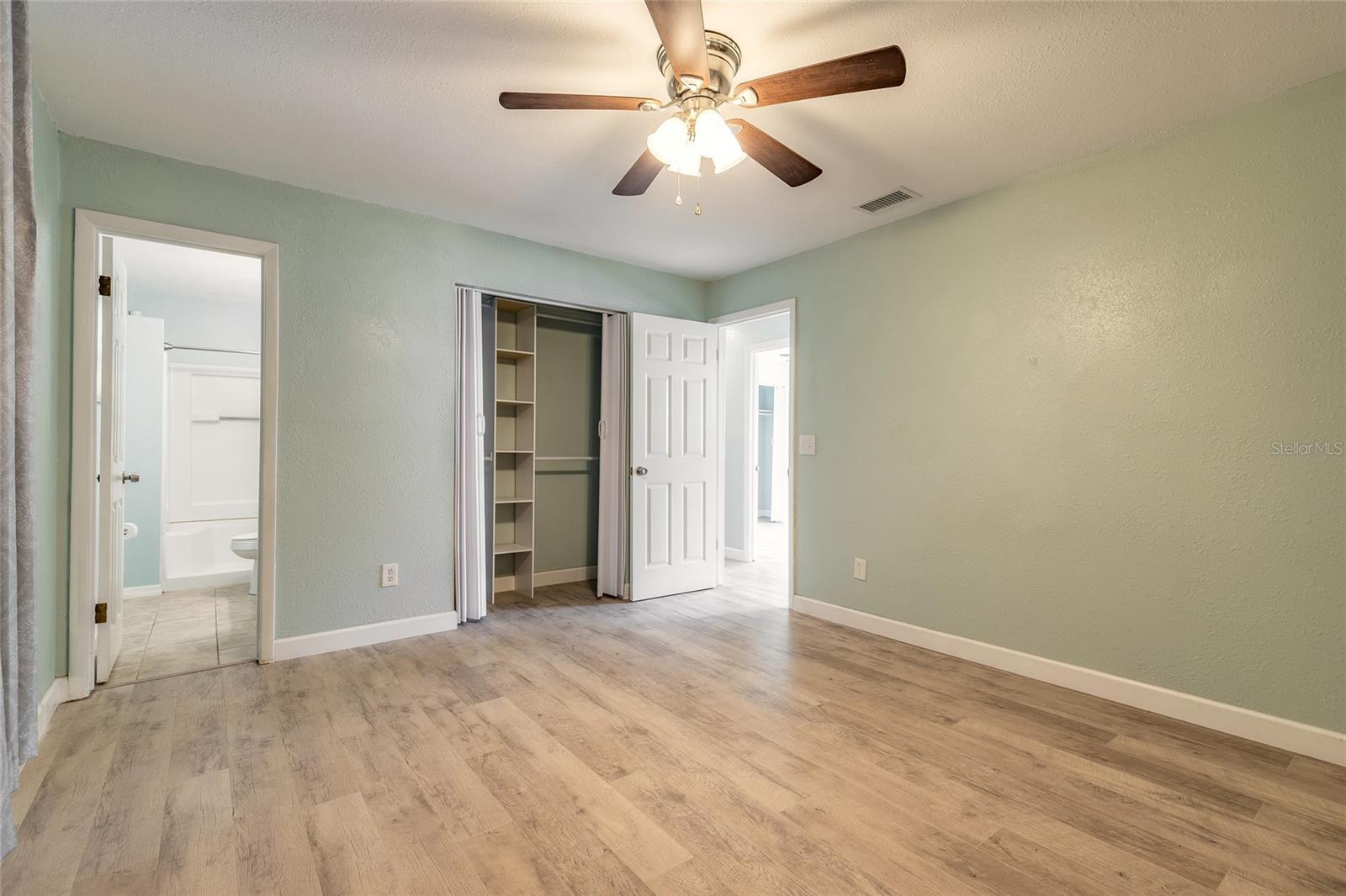 1719 UMBRELLA TREE DR, EDGEWATER, FL, 32132