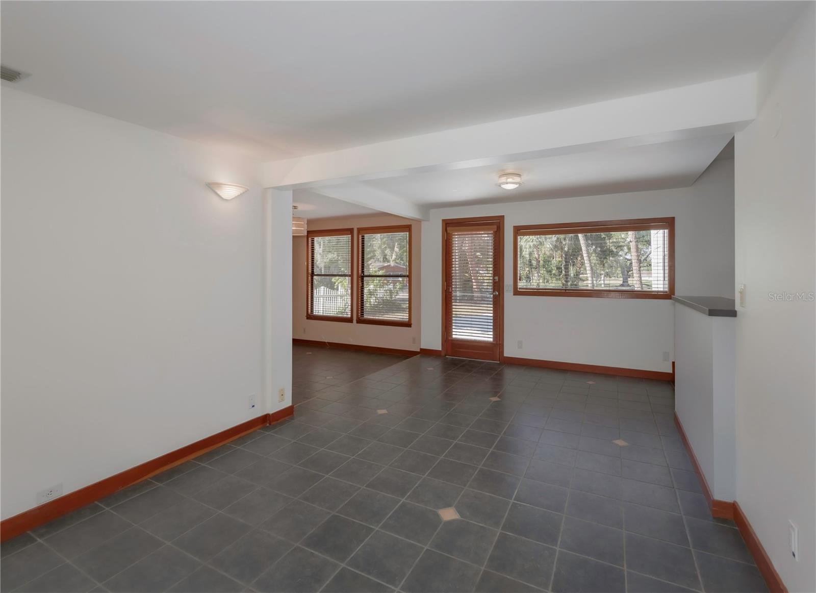 1420 ALHAMBRA WAY S, ST PETERSBURG, FL, 33705