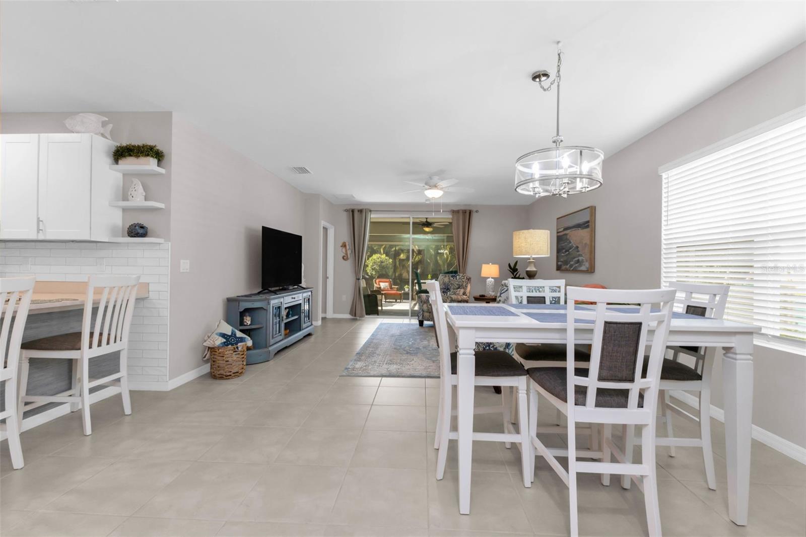 7137 W LENOX CIR, PUNTA GORDA, FL, 33950