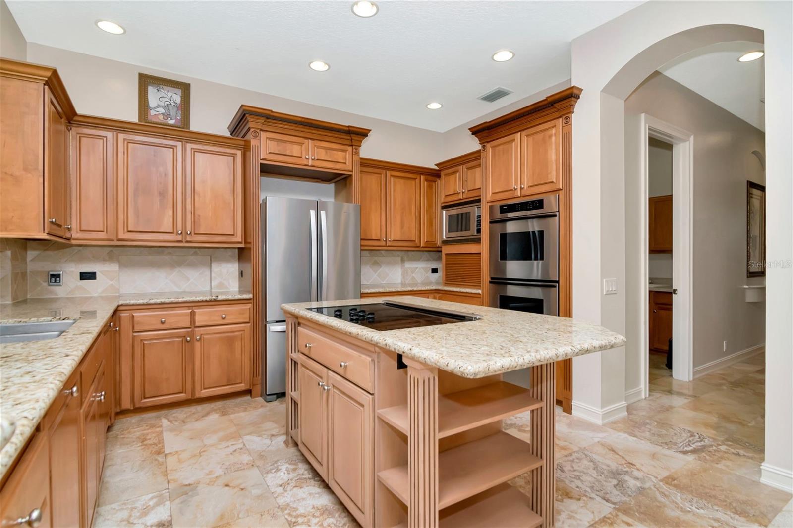 7680 PARADISE POINTE CIR S, ST PETERSBURG, FL, 33711