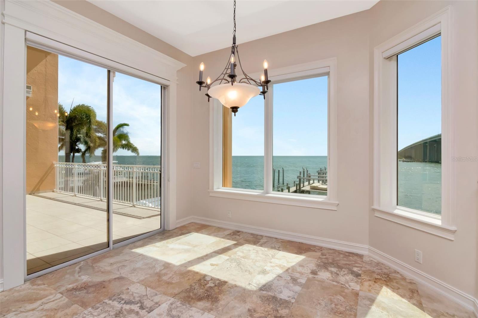 7680 PARADISE POINTE CIR S, ST PETERSBURG, FL, 33711