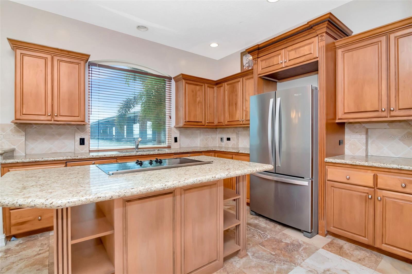 7680 PARADISE POINTE CIR S, ST PETERSBURG, FL, 33711