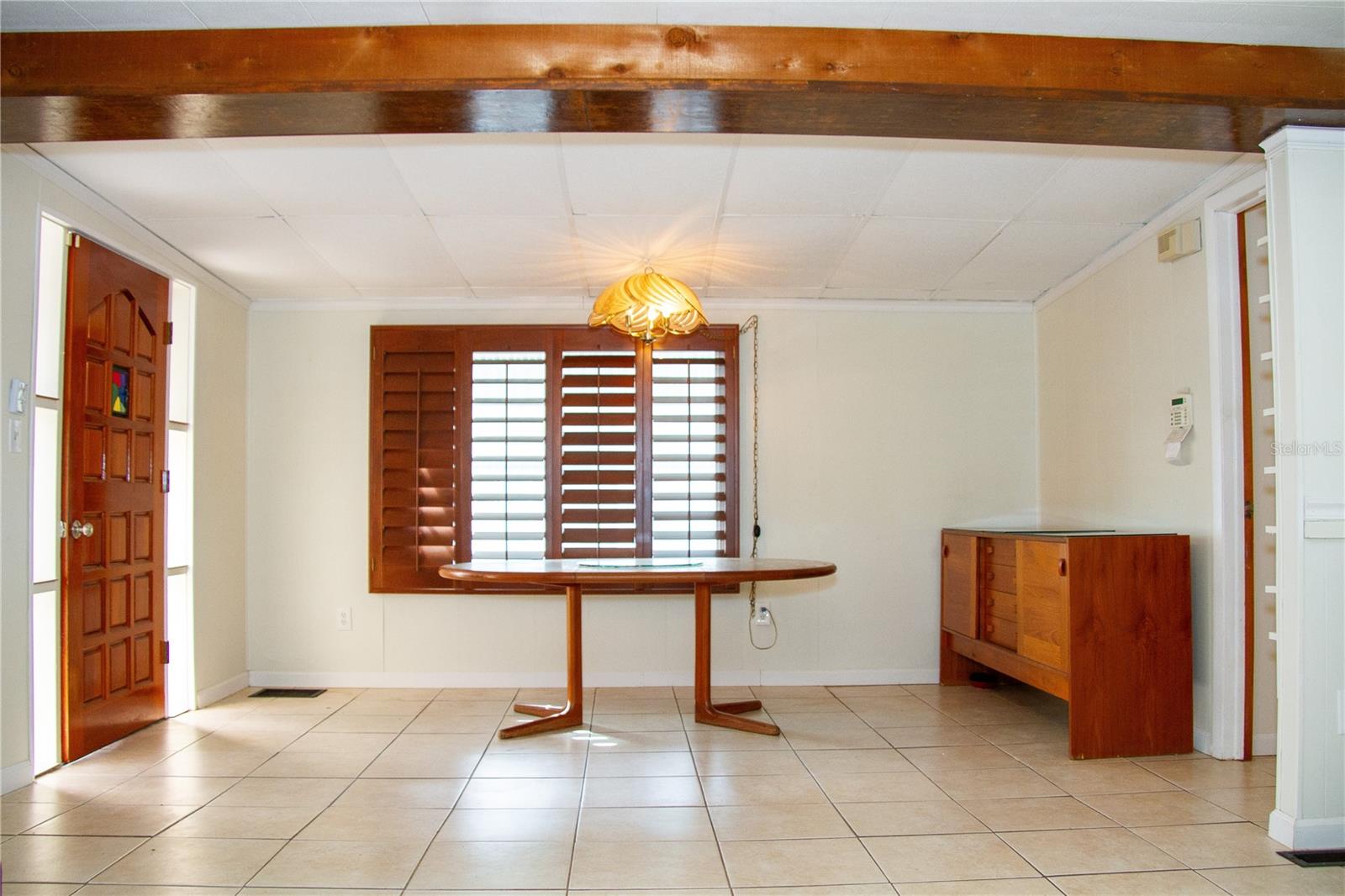 TB8449289 Property Photo