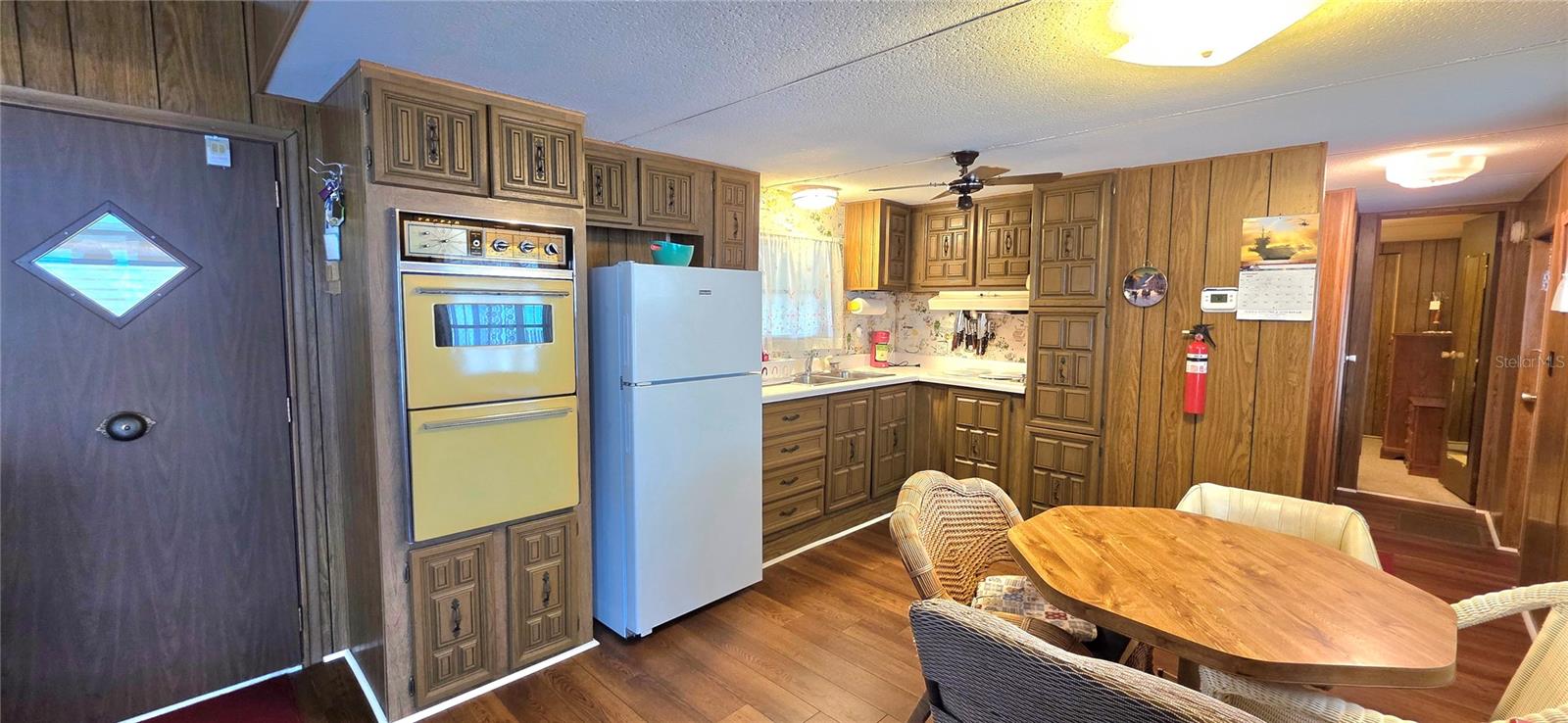 TB8449299 Property Photo