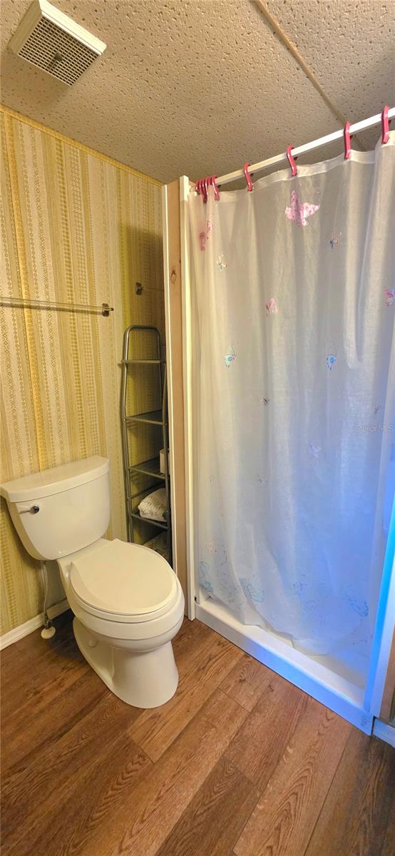 TB8449299 Property Photo