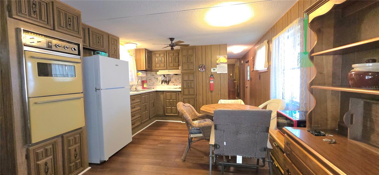 TB8449299 Property Photo