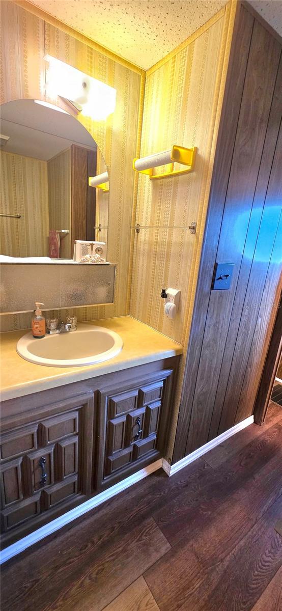 TB8449299 Property Photo