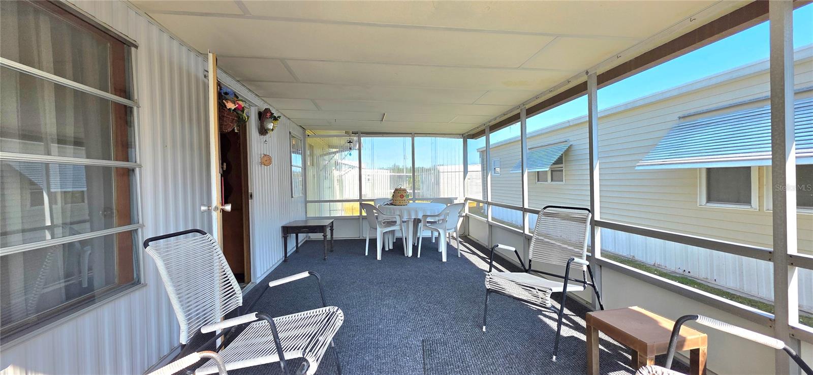 TB8449299 Property Photo