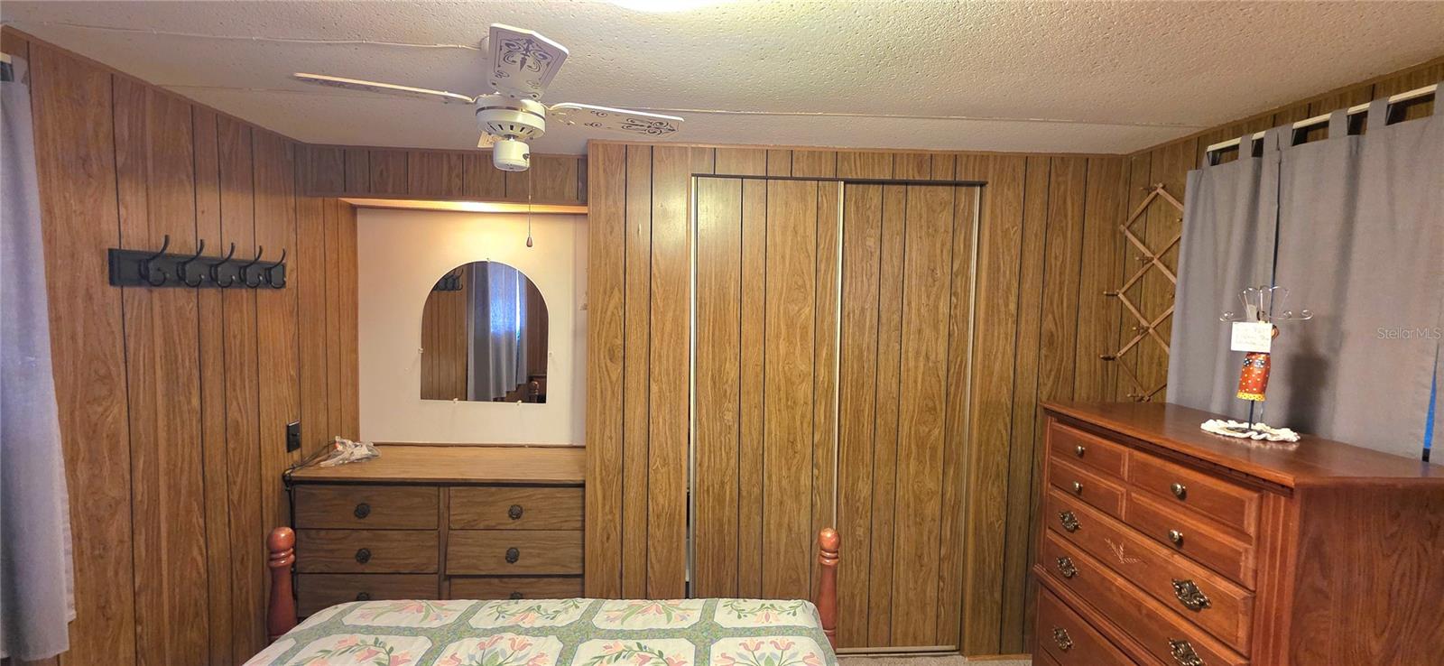 TB8449299 Property Photo