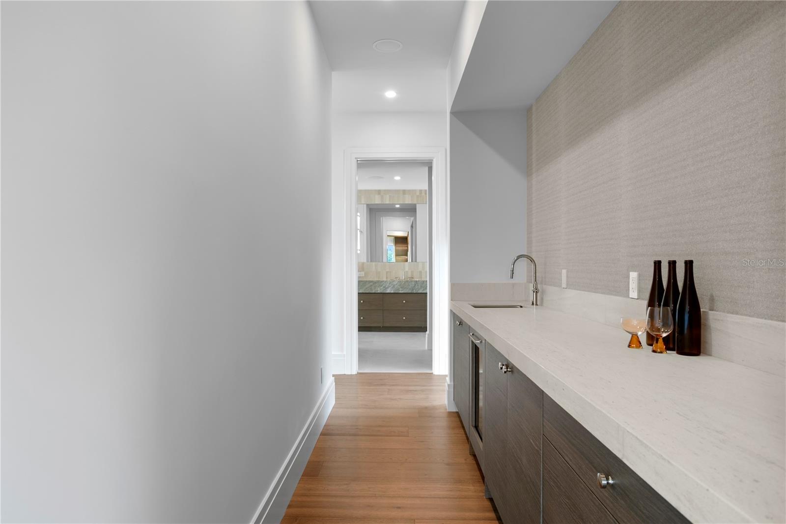 TB8449312 Property Photo